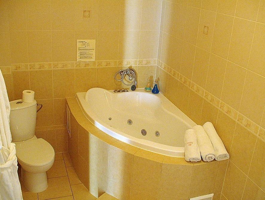 Hotel Regius Ополе Стая снимка