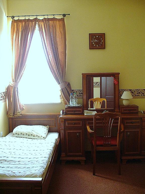 Hotel Regius Ополе Стая снимка