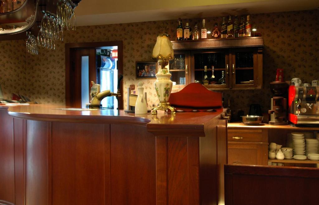 Hotel Regius Ополе Екстериор снимка